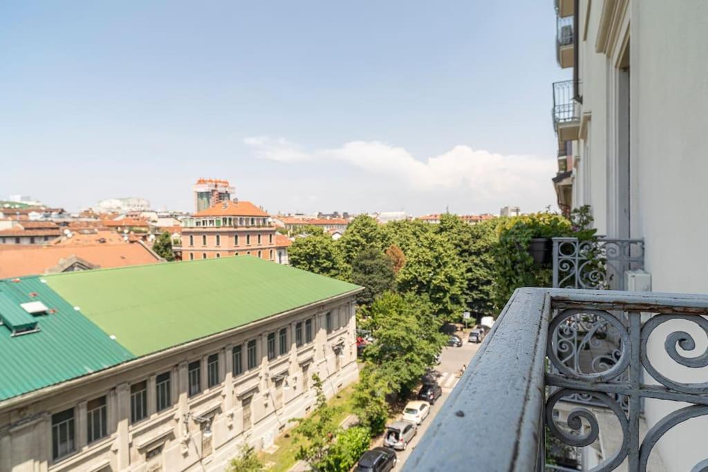 {Porta Venezia-Milano Centrale} Luxury Apartment Exterior photo